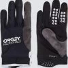 Oakley All Mountain MTB Handschoenen 1 Oakley All Mountain MTB Handschoenen -Fietskleding en -uitrusting all mountain mtb gloves1 1